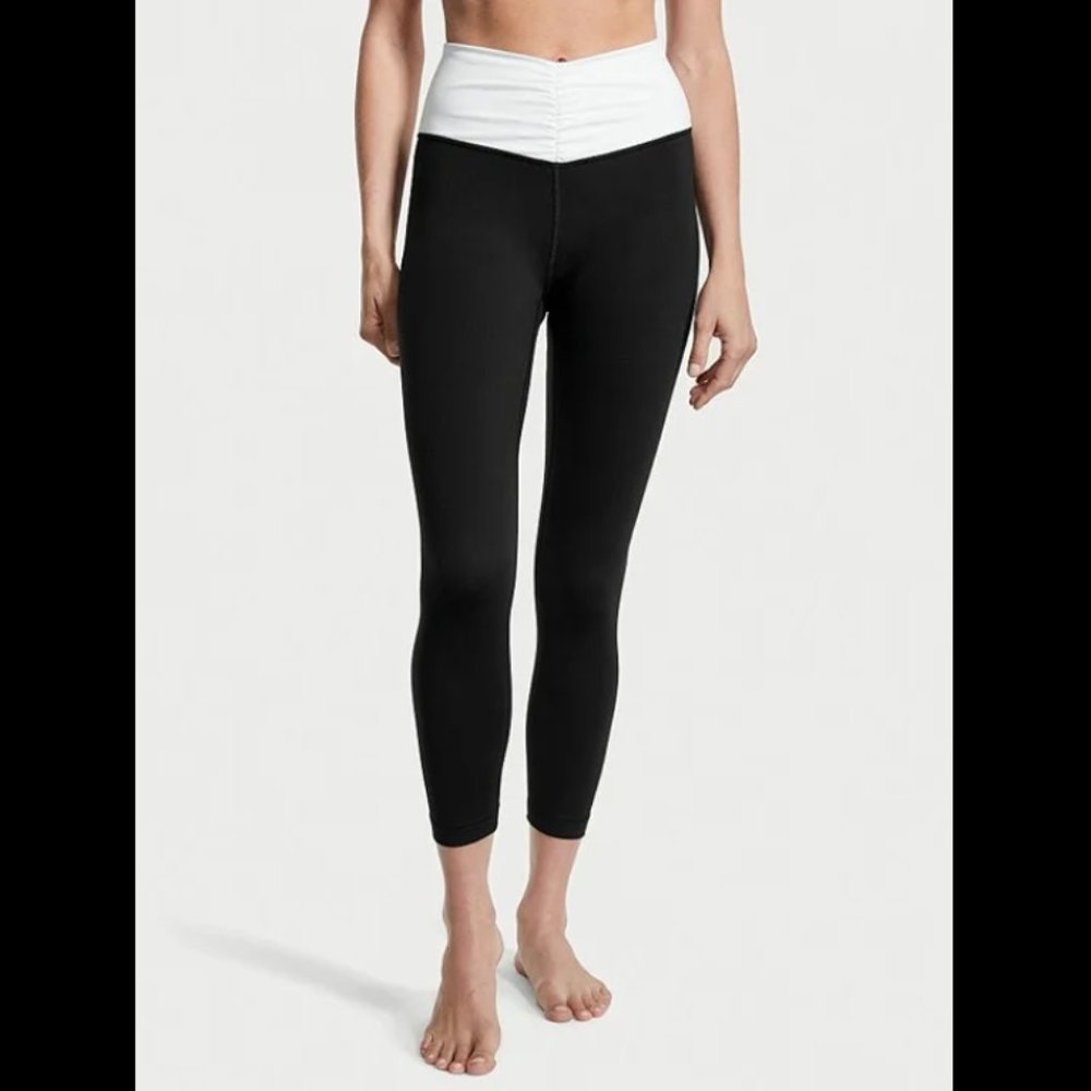 Victoria's Secret Love Cloud Ruched Leggings sz M